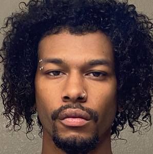 Meet your Posher, Eliah